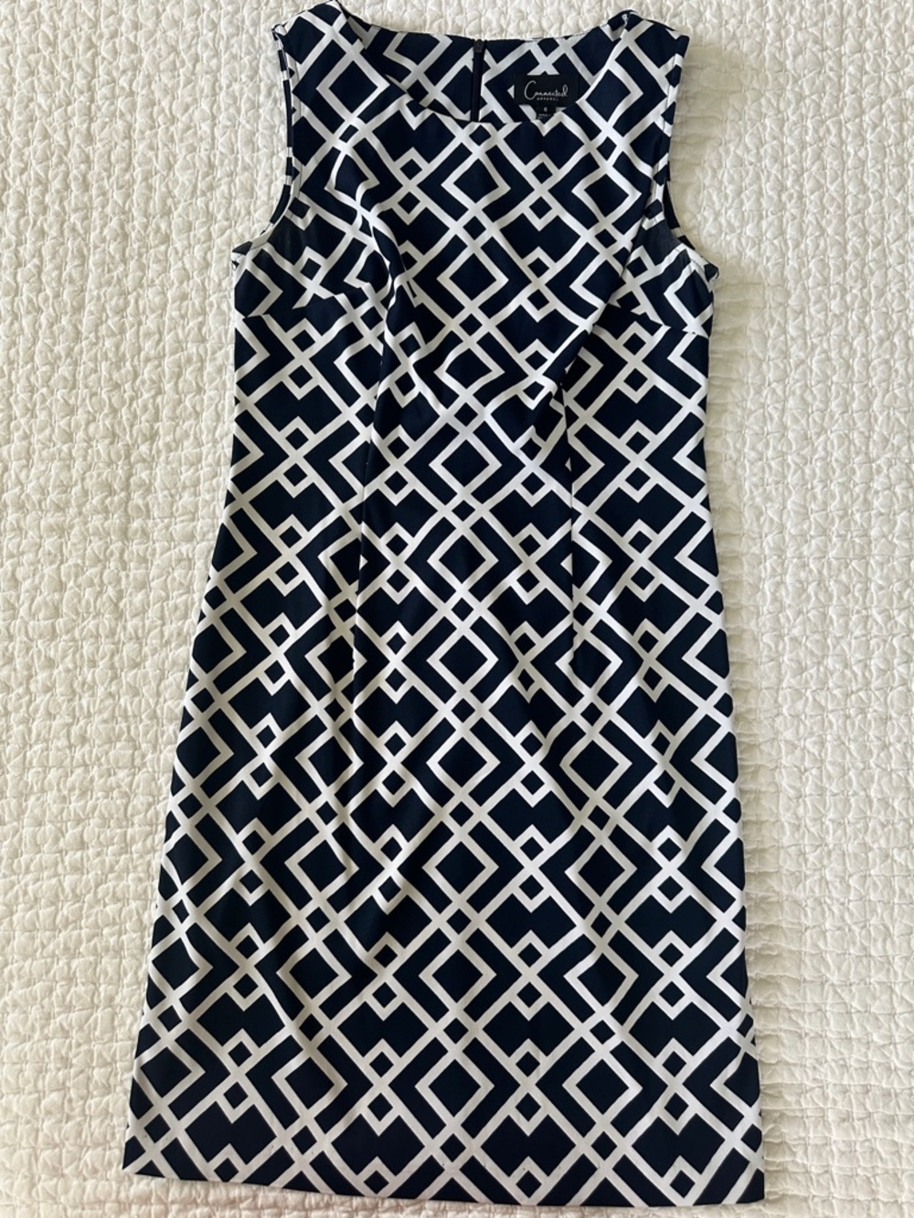 connected apparel Navy and White Geometric Sleeveless Shift Dress